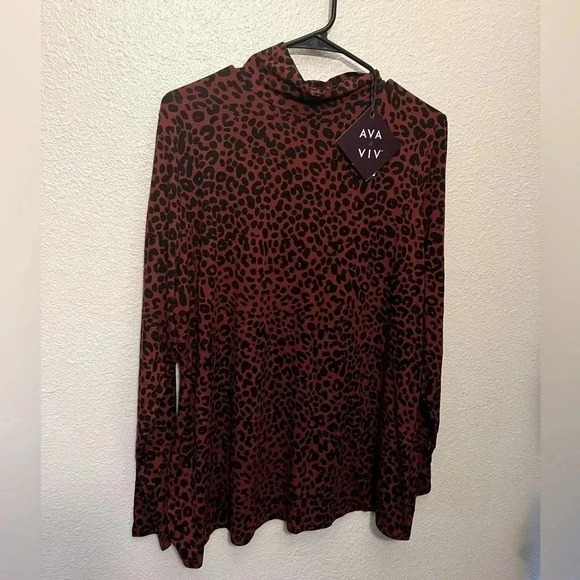 Ava & Viv Tops - Cheetah print long sleeve shirt